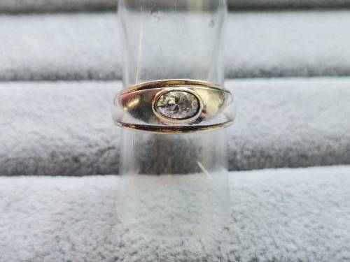 DISCOUNT!! Silver Solitaire Ring