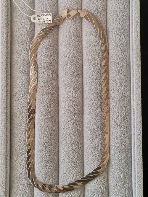 DISCOUNT!!! Stunning Silver Chain