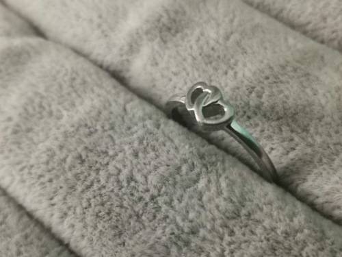 *R1 Auction* Silver Heart Ring