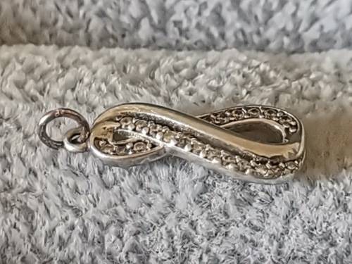 Dainty Silver Infinity Pendant
