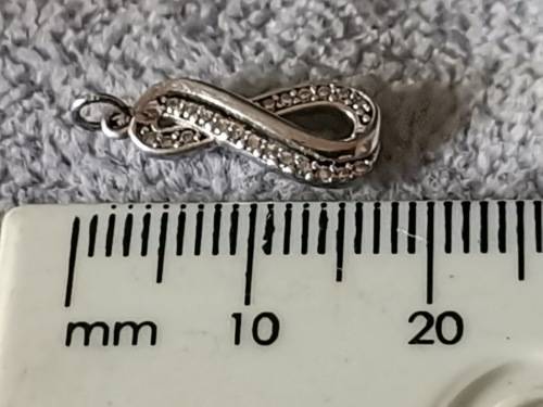 Dainty Silver Infinity Pendant