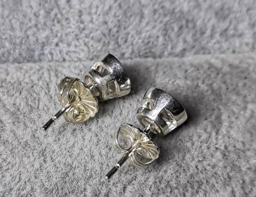 DISCOUNT!!! Silver Stud Earrings