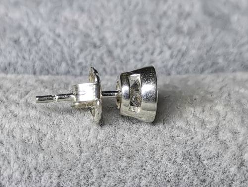 DISCOUNT!!! Silver Stud Earrings
