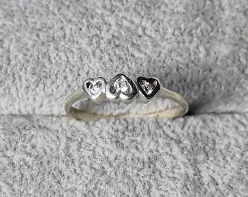 *R1 Auction* Silver Heart Ring