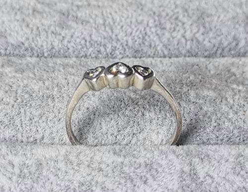 *R1 Auction* Silver Heart Ring