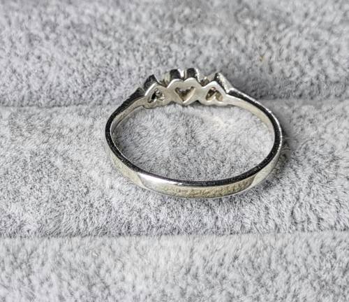 *R1 Auction* Silver Heart Ring