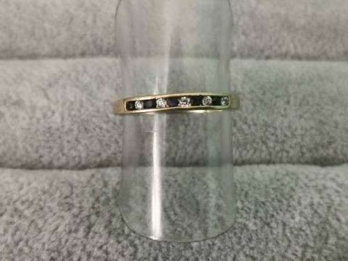 9ct Gold Half Eternity Ring