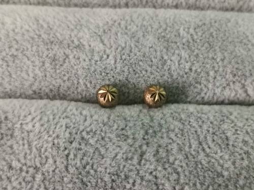 Cute 9ct Gold Earrings