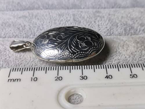 Discount!!! Silver Locket Pendant