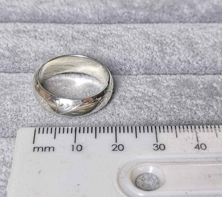 Detailed Silver Ring