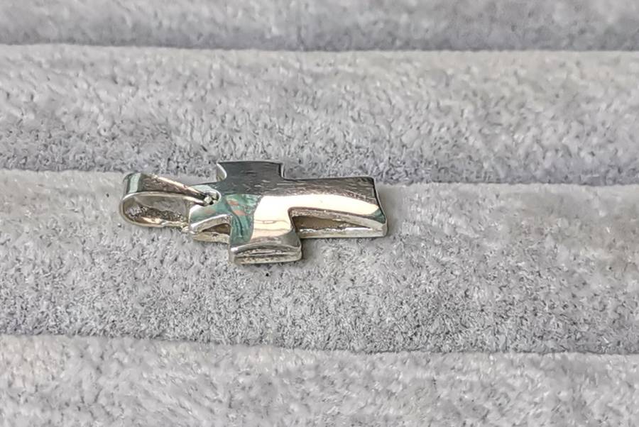 Cute Silver Cross Pendant