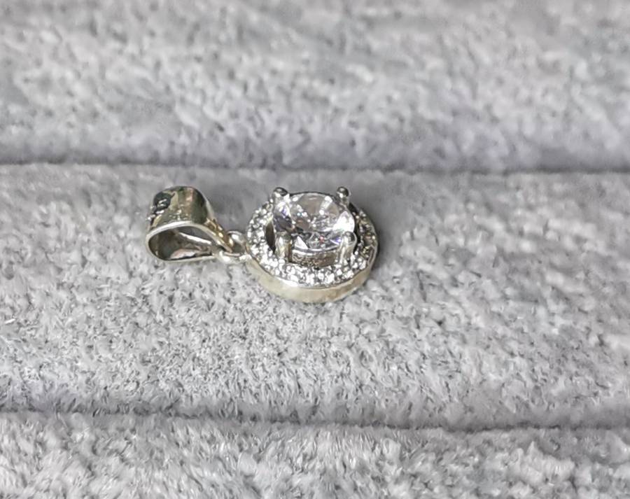 Dazzling Silver Pendant