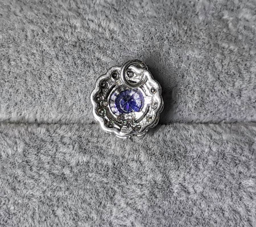 Dazzling Silver Pendant