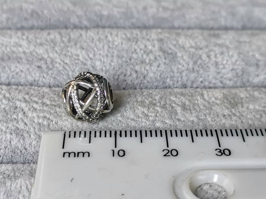 Pandora Sparkling Lines Openwork Charm