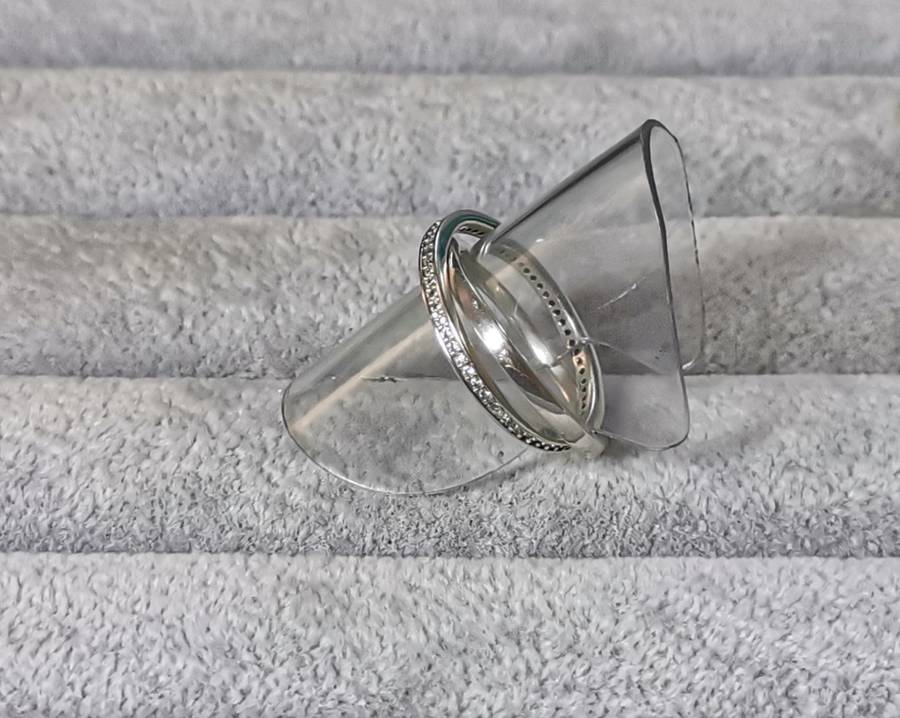 Silver Interlocked Ring
