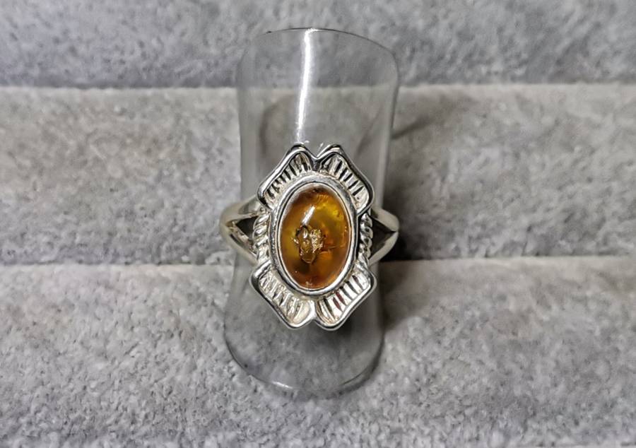 Silver Amber Ring
