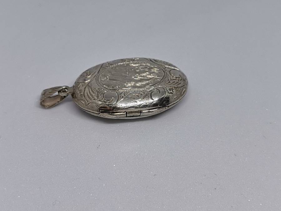 Silver Locket Pendant
