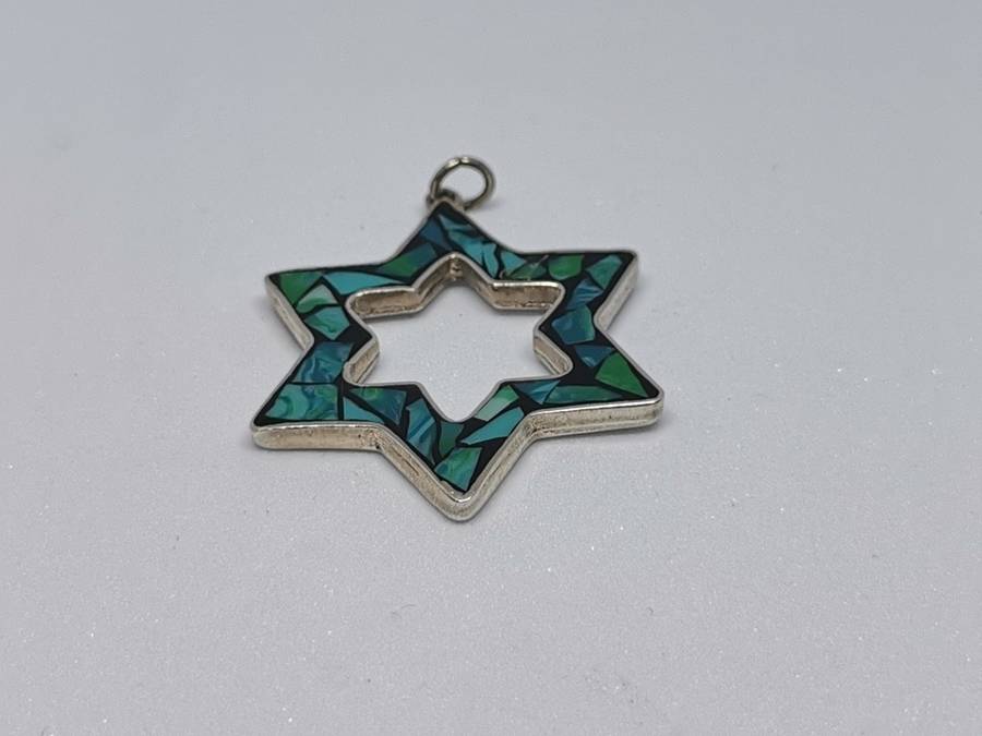 Gorgeous Silver Pendant