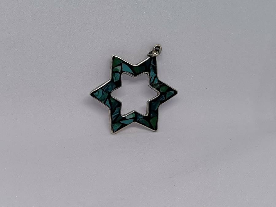 Gorgeous Silver Pendant