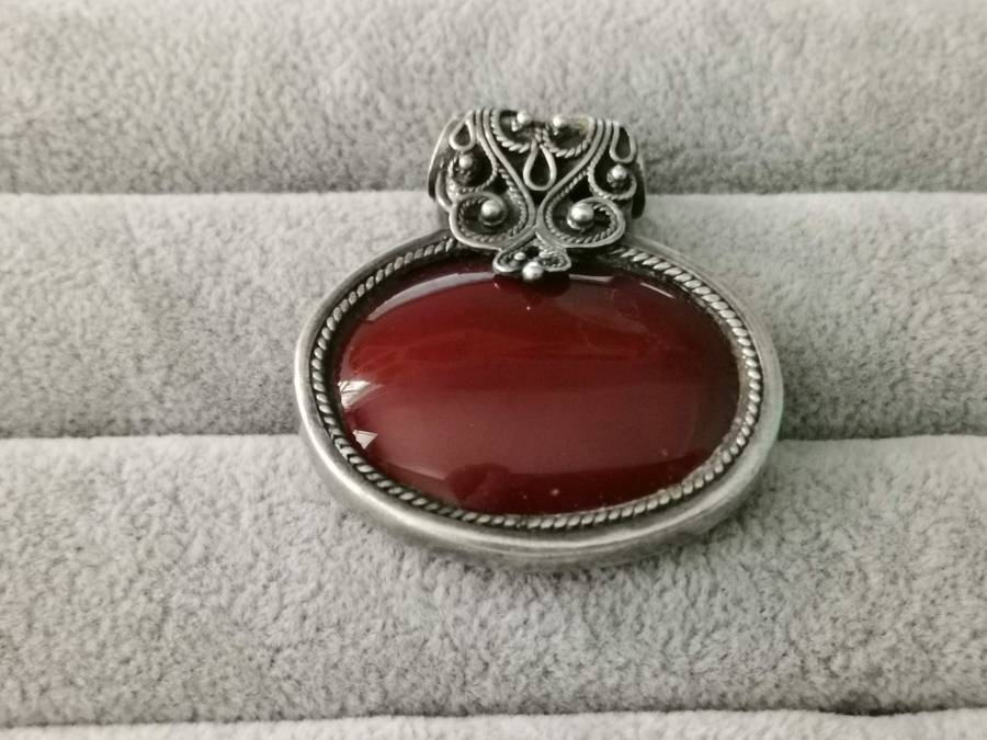Gorgeous Silver Pendant