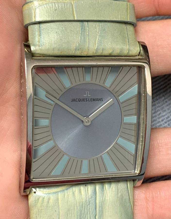 *R1 Auction* Jaques Lemans  Leather Watch