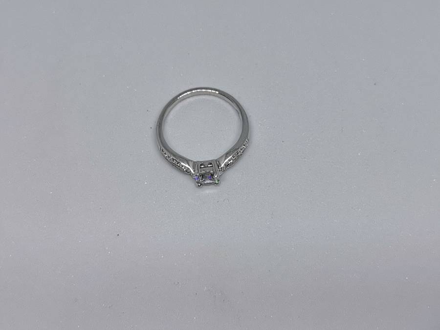 Dazzling Silver Ring