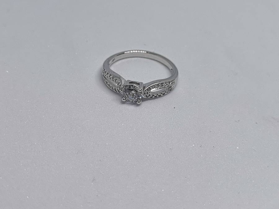 Dazzling Silver Ring