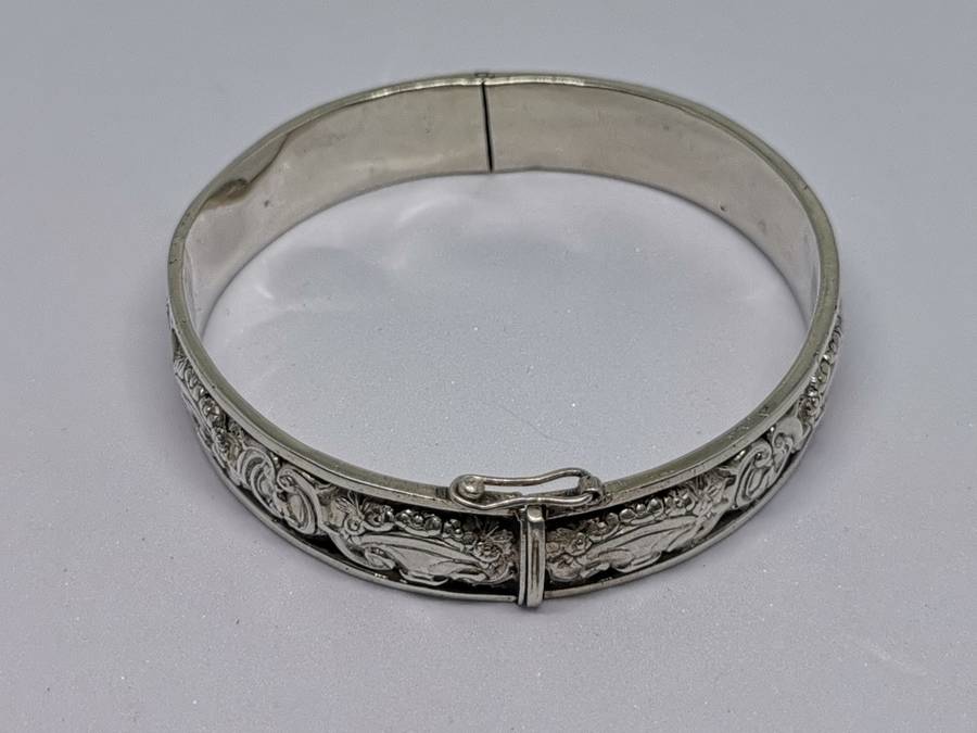 Detailed Silver Bangle