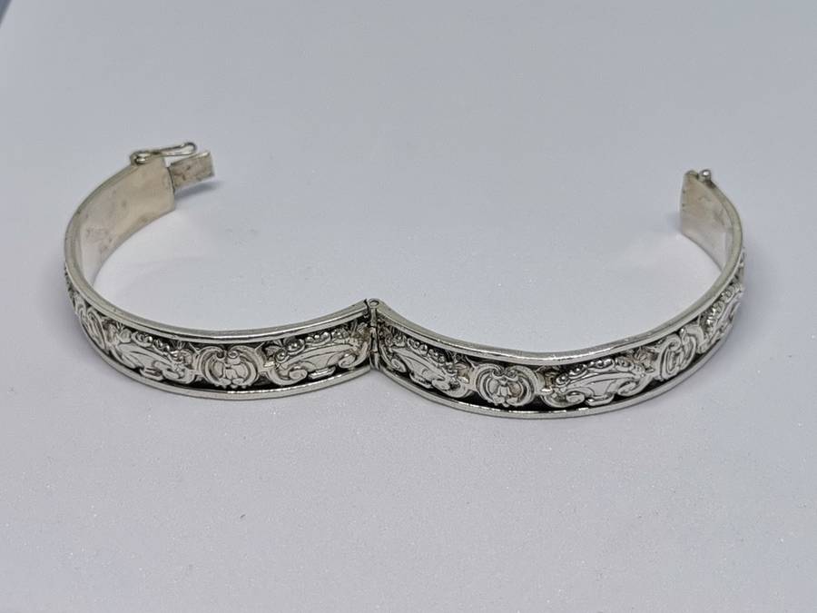 Detailed Silver Bangle