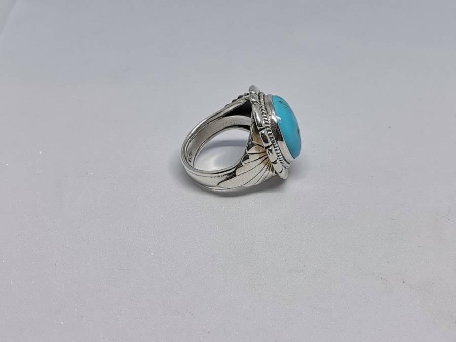 Bulky Silver Turquoise Ring