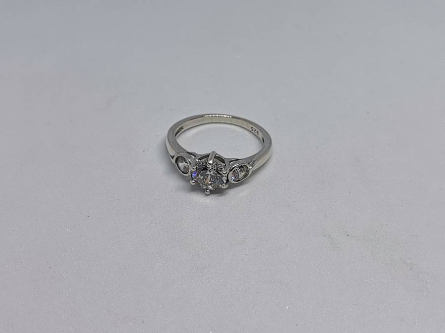 Pretty Silver Trilogy Ring