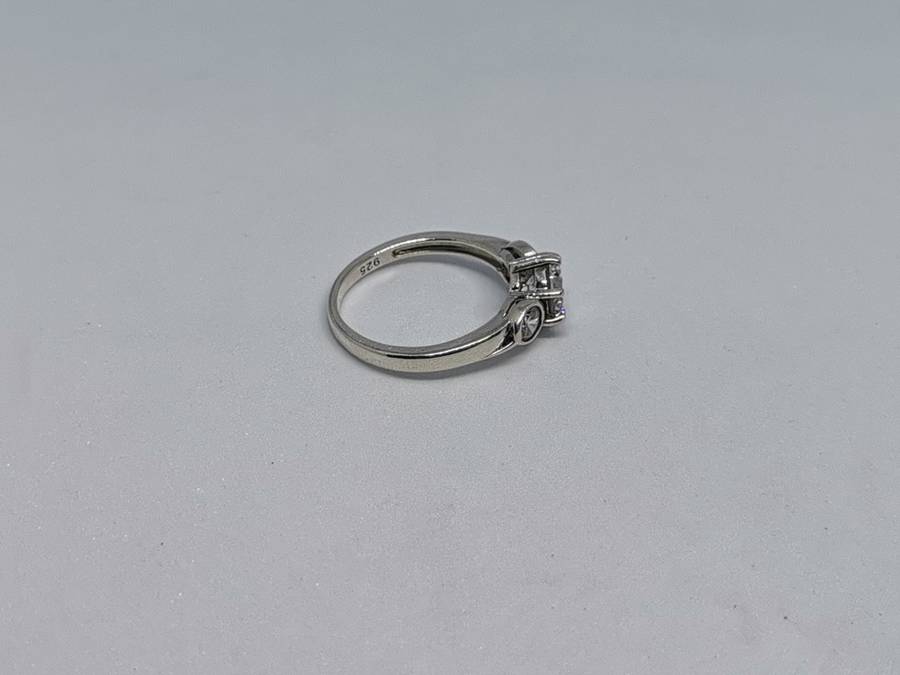 Pretty Silver Trilogy Ring