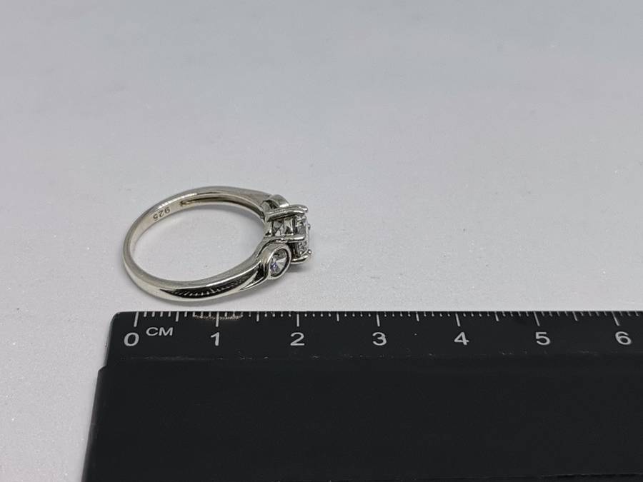 Pretty Silver Trilogy Ring