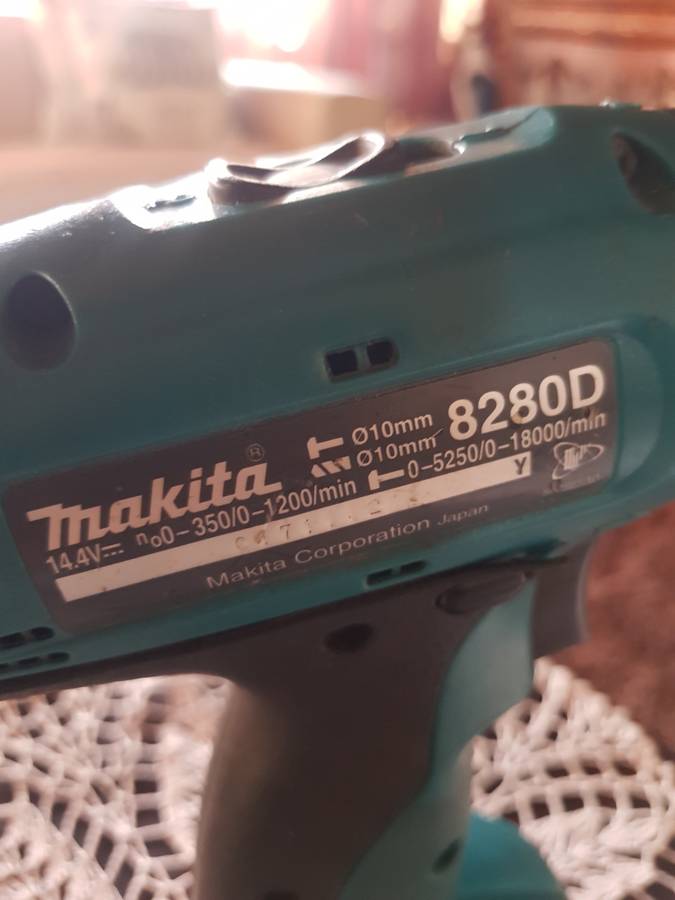 MAKITA CORDLESS DRILL