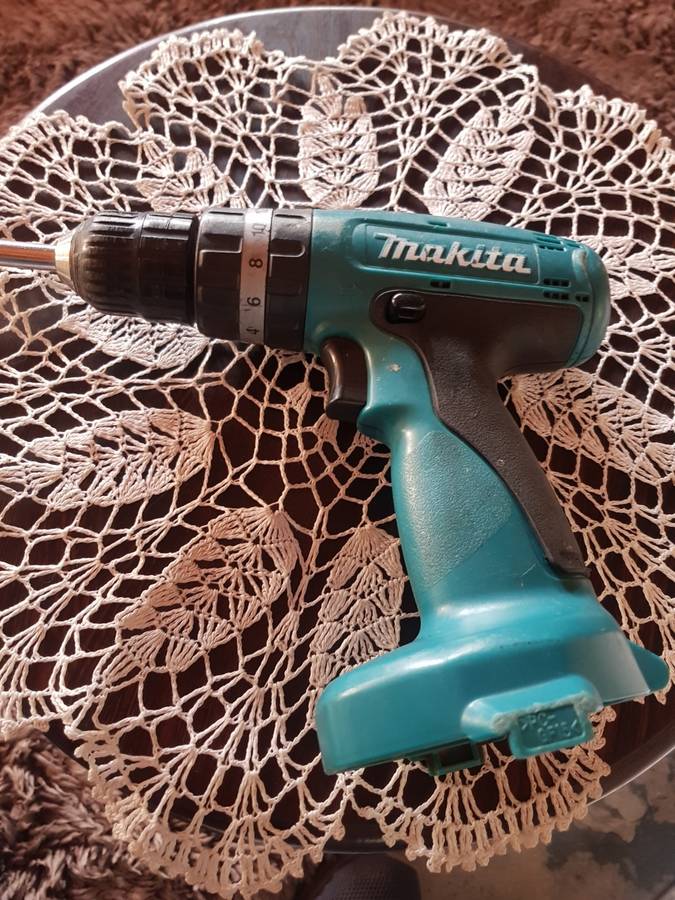 MAKITA CORDLESS DRILL
