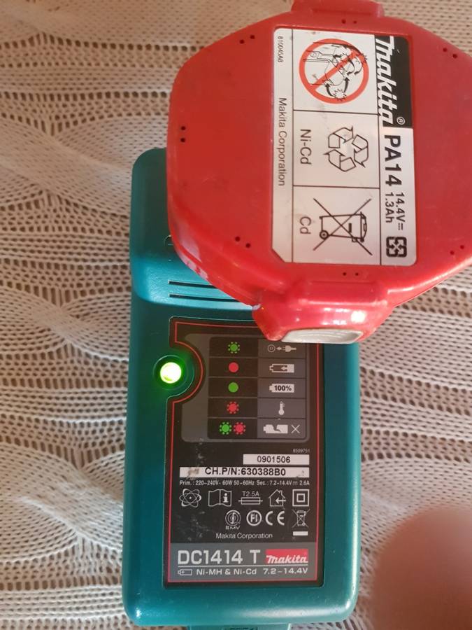 MAKITA CORDLESS DRILL