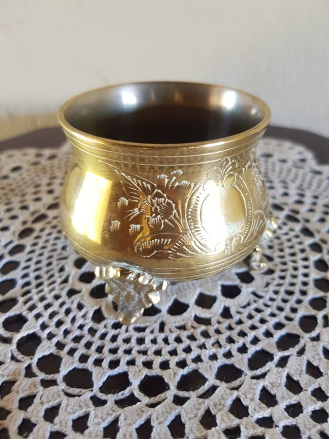 VINTAGE BRASS TEA/COFFEE SET IN PRISTINE CONDITION