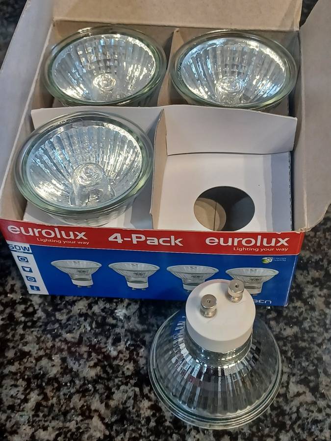 EUROLUX HALOGEN GLOBES (3 X 4 PACK)