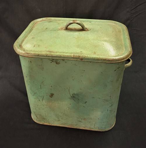 Vintage Metal Bread Tin