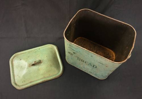 Vintage Metal Bread Tin