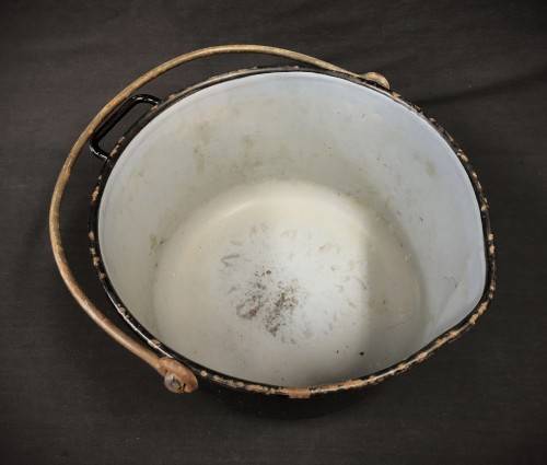 Large Vintage Enamel Pot