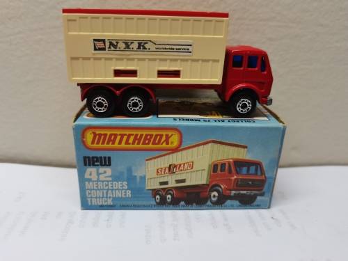 Matchbox Mercedes Container Truck
