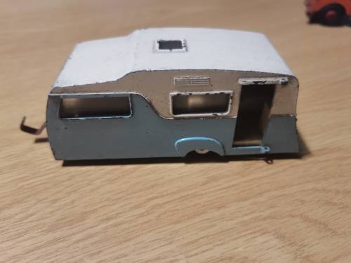 Dinky 4 Berth Caravan