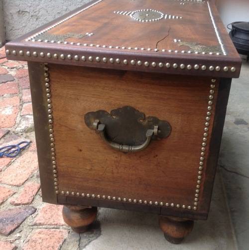 STUNNING WOOD AND BRASS KIST BOUGHT IN KENYA  ABOUT 30 YEARS AGO.