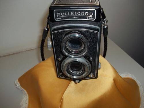 ROLLEICORD 1930'S ?   ?  TWIN LENS CAMERA.