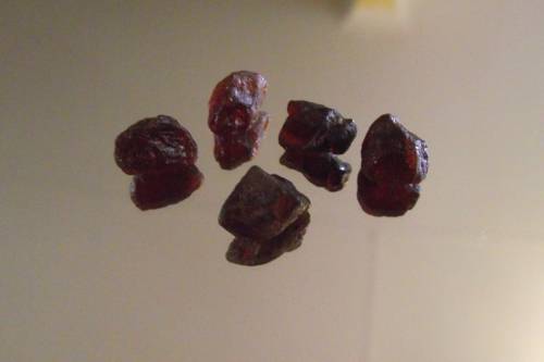 GARNETS SPESSERTINE 24.16ct - ROUGH - NATURAL - CRAZY LOW START