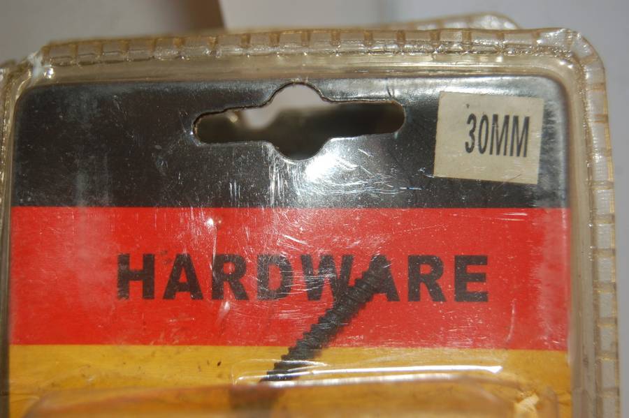 DRY WALL SCREWS IN PACKS OF 50 WITH 30MM LENGTH