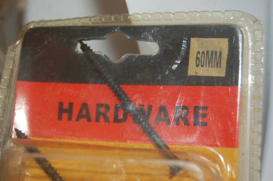 DRY WALL SCREWS IN PACKS OF 50 WITH 60MM LENGTH (EXTRA LONG)