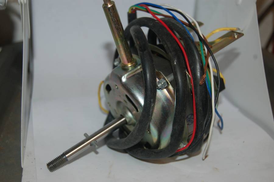 NEW ELECTRIC MOTOR YSY-50 220V CLASS 120 (Y40-5A)