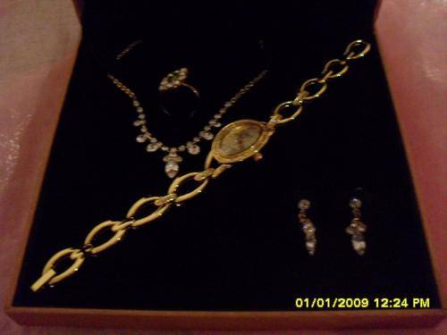 Romil & J AIM Jewellery Gift Set IDEAL Mothers Day Gift